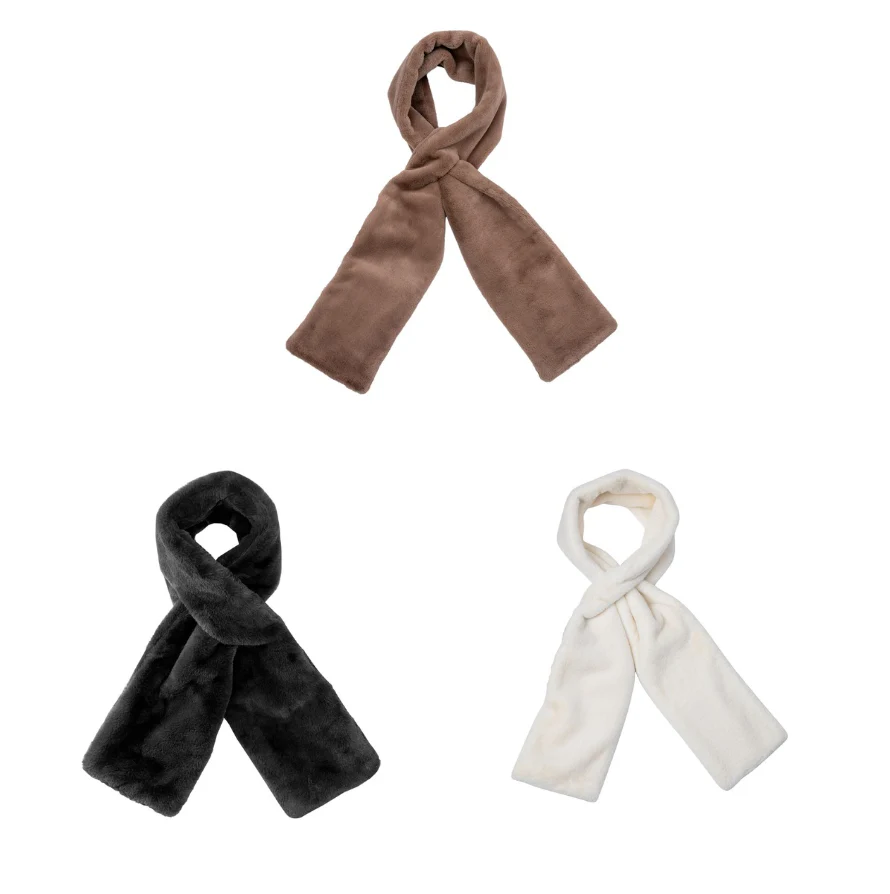 The AuraFaux Fur Scarf - Hidden Pocket, Luxurious Faux Fur, and Promotion +50% OFF - Image 6